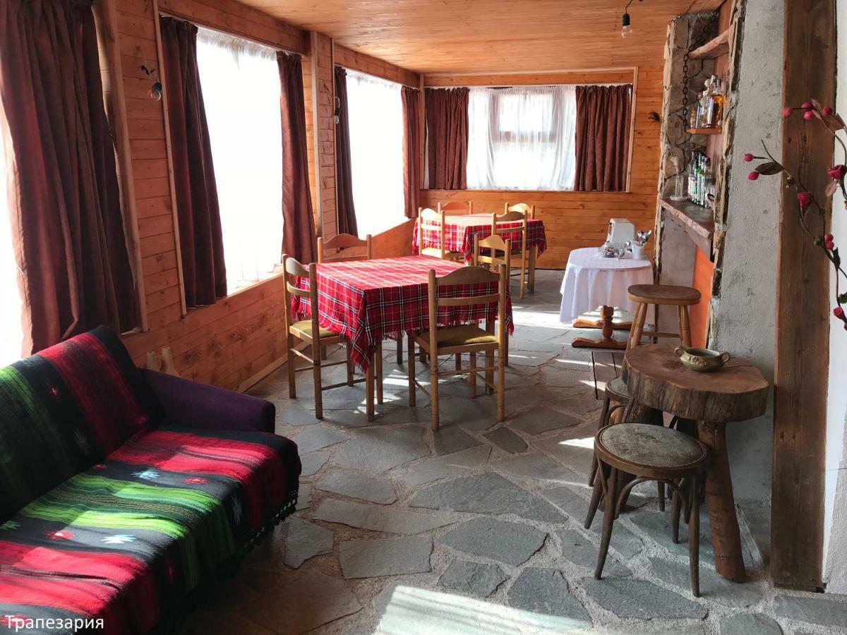Vasi Apartments Dobrinishte Esterno foto